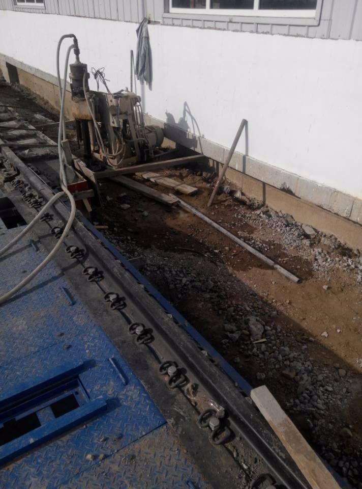 沉湖管委会注浆治理铁路高路基沉陷病害